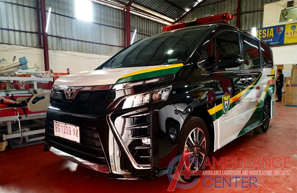 Ambulans Toyota Voxy